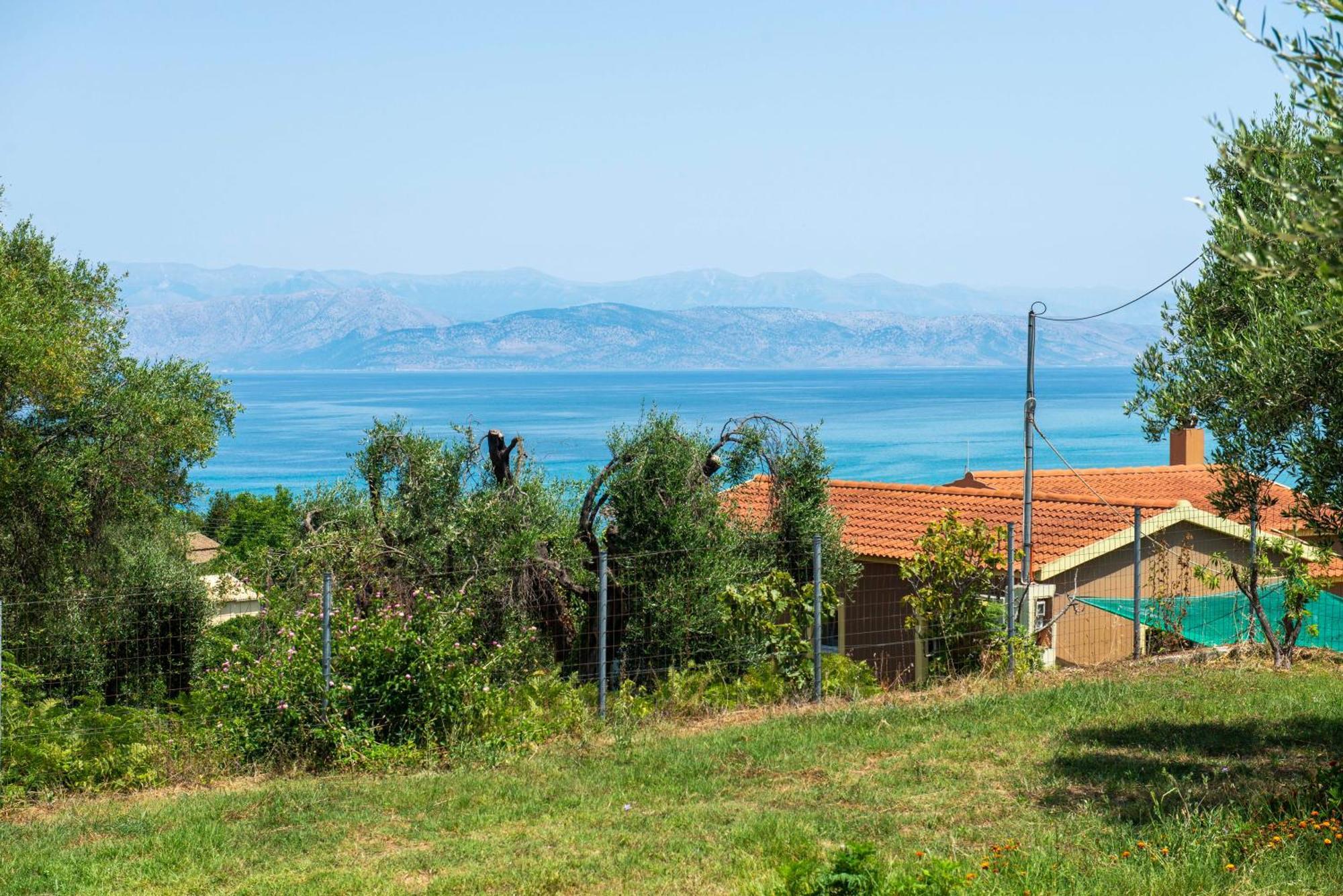 Astrakeri Sea Side Hill Exterior foto